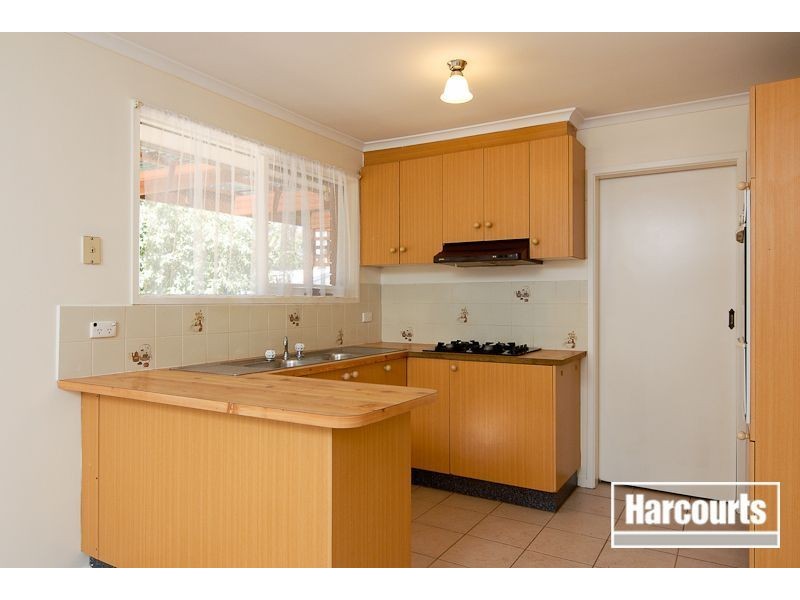 18 Darnley Drive, Skye VIC 3977