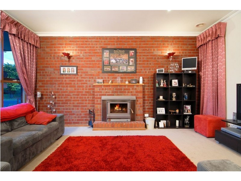 15 Bartolo Court, Cranbourne North VIC 3977