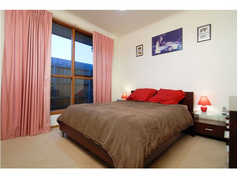 15 Bartolo Court, Cranbourne North VIC 3977