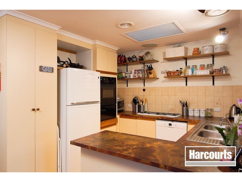 9 Firetail Court, Carrum Downs VIC 3201