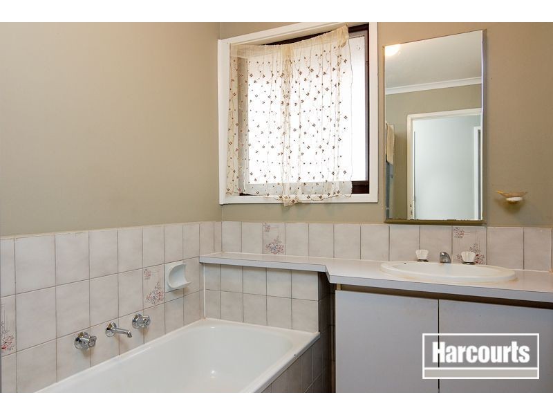 12 Broderick Road, Carrum Downs VIC 3201