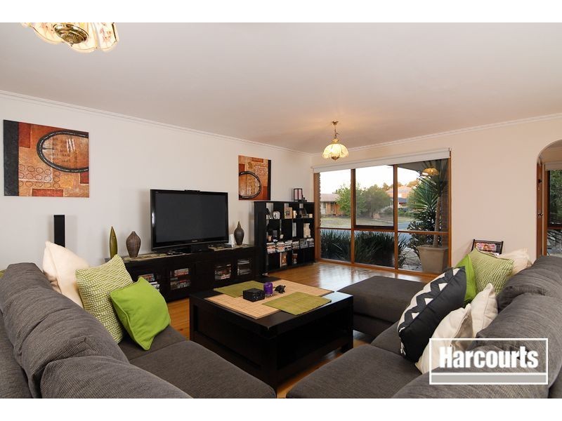 31 Rangeview Drive, Skye VIC 3977