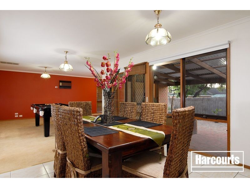 31 Rangeview Drive, Skye VIC 3977