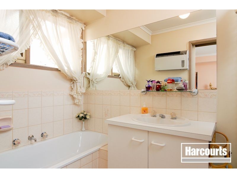 4 Mowbray Court, Carrum Downs VIC 3201
