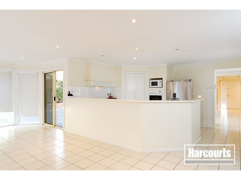 27 Arcadia Street, Carrum Downs VIC 3201