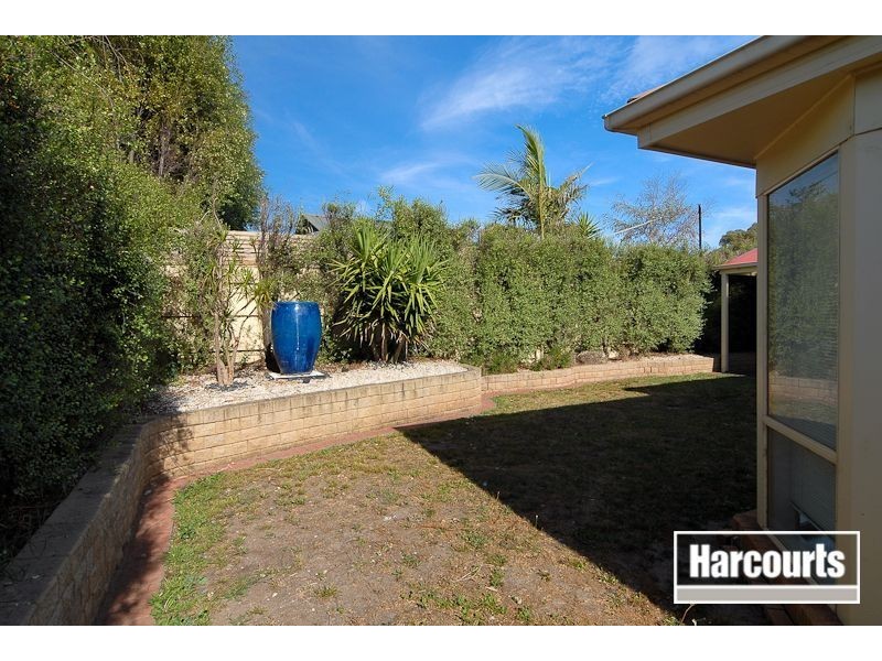 27 Arcadia Street, Carrum Downs VIC 3201