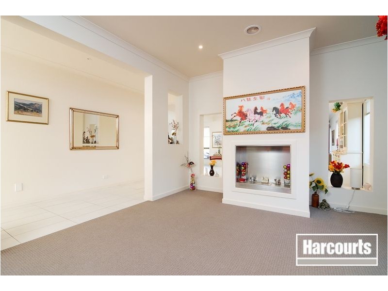 1 Golden Way, Skye VIC 3977