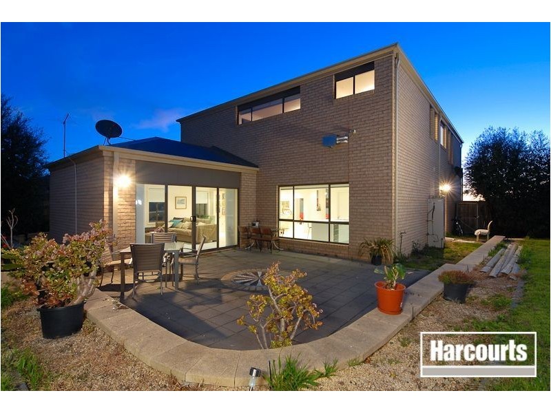 1 Golden Way, Skye VIC 3977