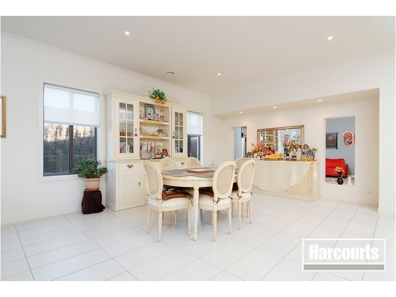 1 Golden Way, Skye VIC 3977