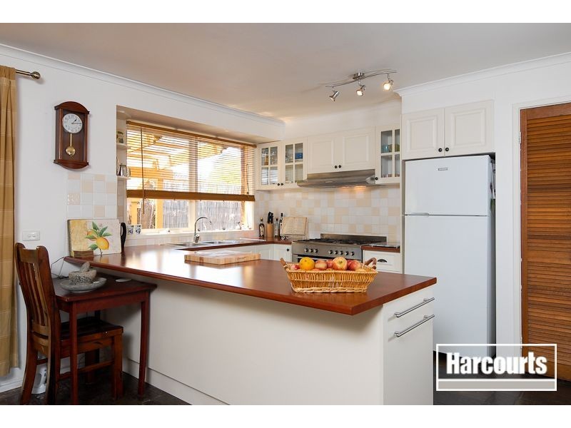 42 Sunbird Crescent, Carrum Downs VIC 3201