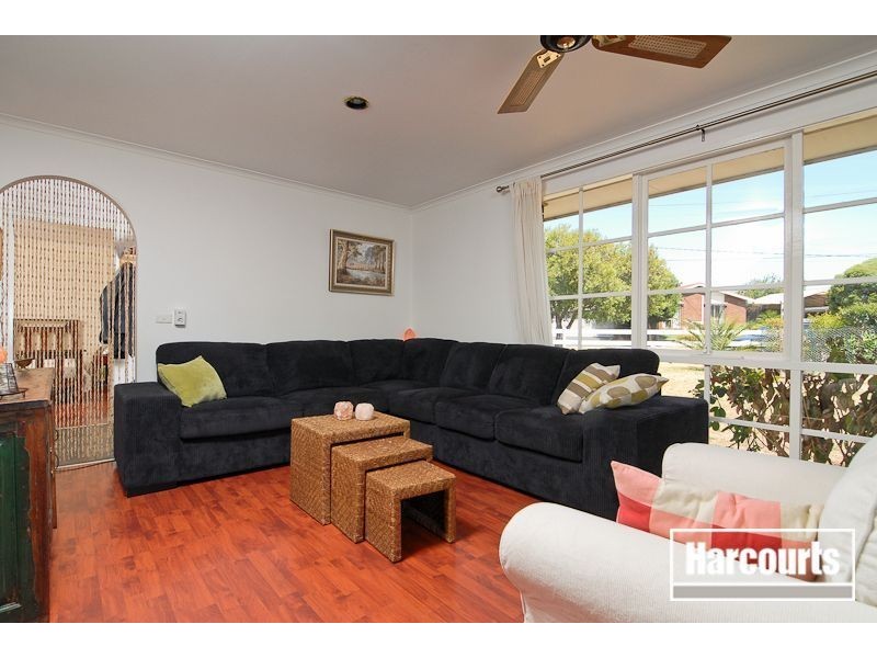 42 Sunbird Crescent, Carrum Downs VIC 3201
