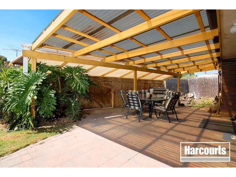 42 Sunbird Crescent, Carrum Downs VIC 3201