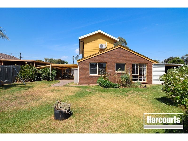 42 Sunbird Crescent, Carrum Downs VIC 3201