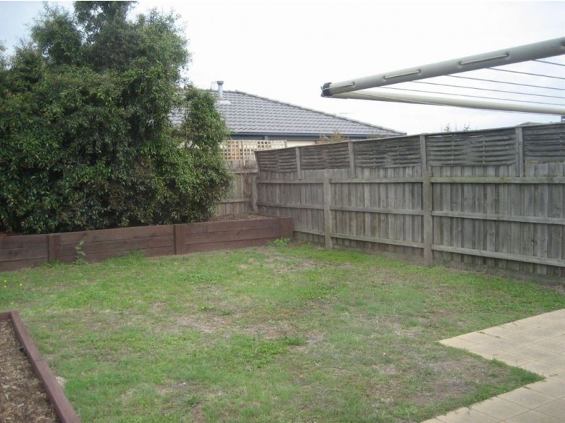 16 Elstar Drive, Carrum Downs VIC 3201