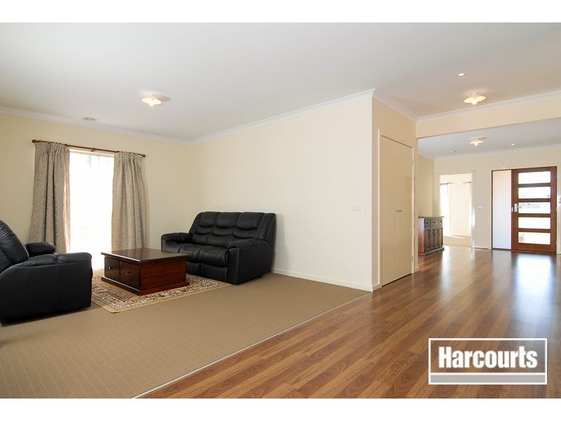 9 Dina Retreat, Carrum Downs VIC 3201