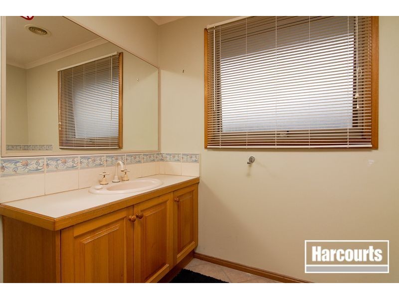 11 St Johns Wood, Skye VIC 3977