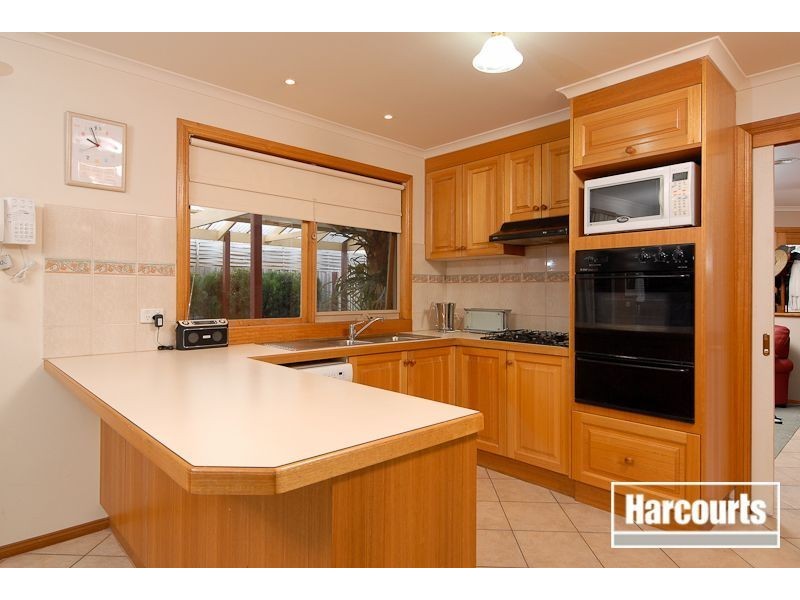 11 St Johns Wood, Skye VIC 3977