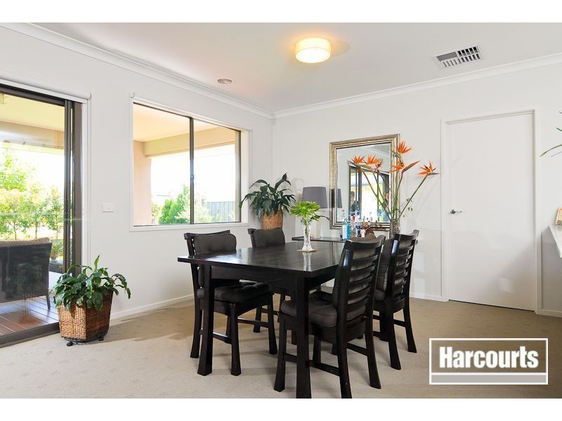 3 Ferrier Close, Sandhurst VIC 3977