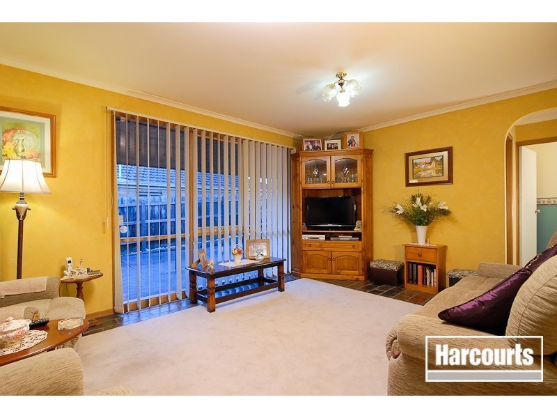 20 Oakwood Drive, Carrum Downs VIC 3201