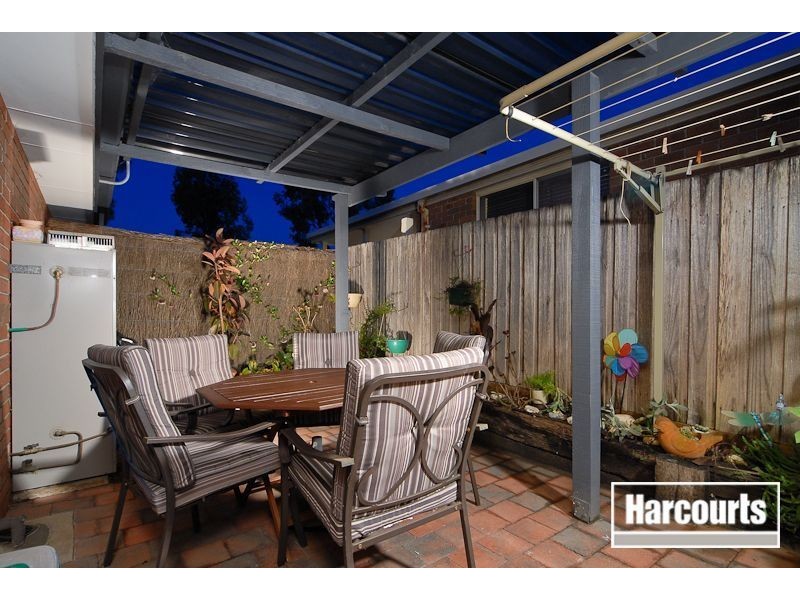 20 Oakwood Drive, Carrum Downs VIC 3201