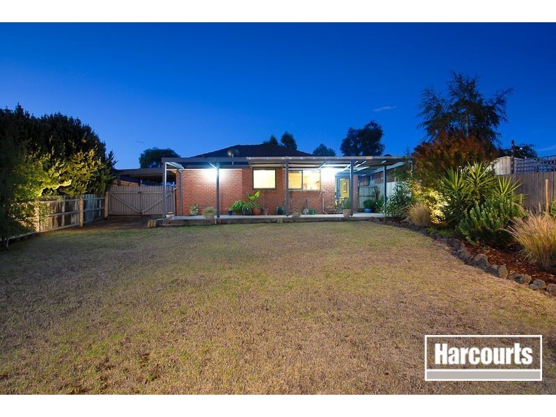 20 Oakwood Drive, Carrum Downs VIC 3201