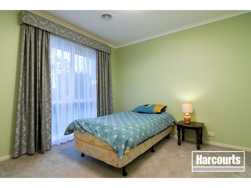 82 Broderick Road, Carrum Downs VIC 3201