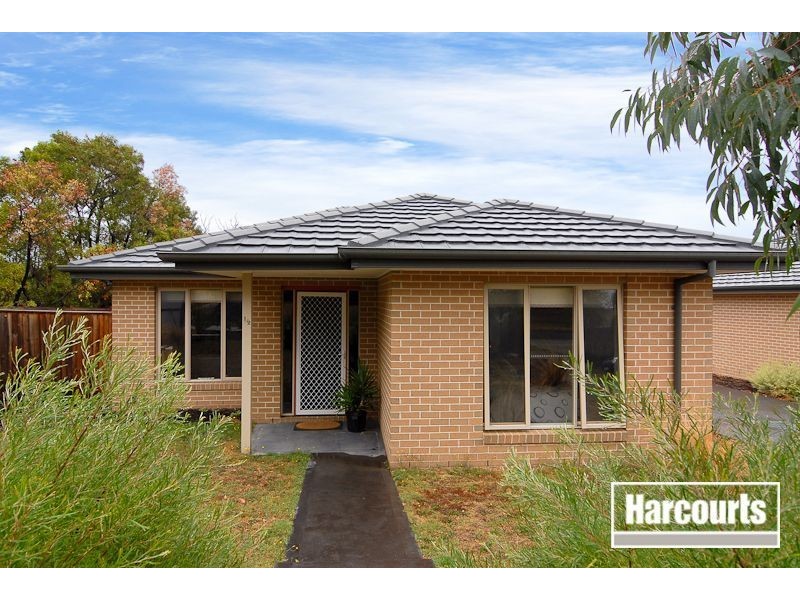 1/2 Langewan Drive, Langwarrin VIC 3910