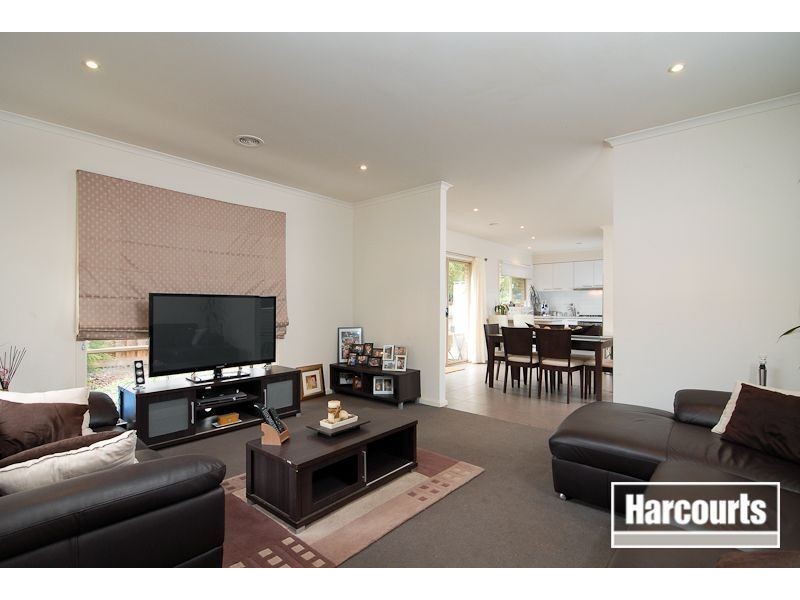 1/2 Langewan Drive, Langwarrin VIC 3910