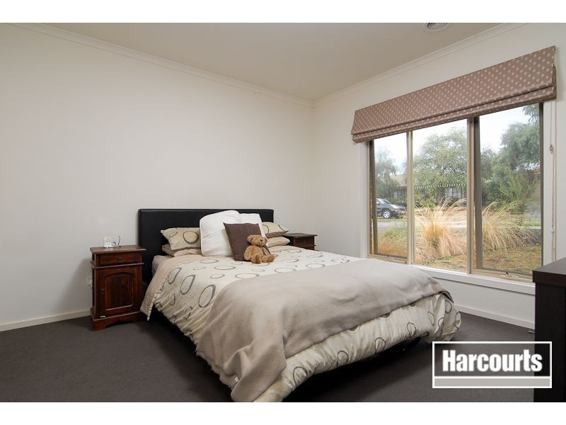 1/2 Langewan Drive, Langwarrin VIC 3910