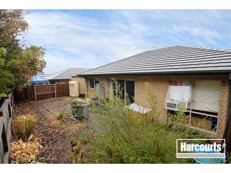 1/2 Langewan Drive, Langwarrin VIC 3910