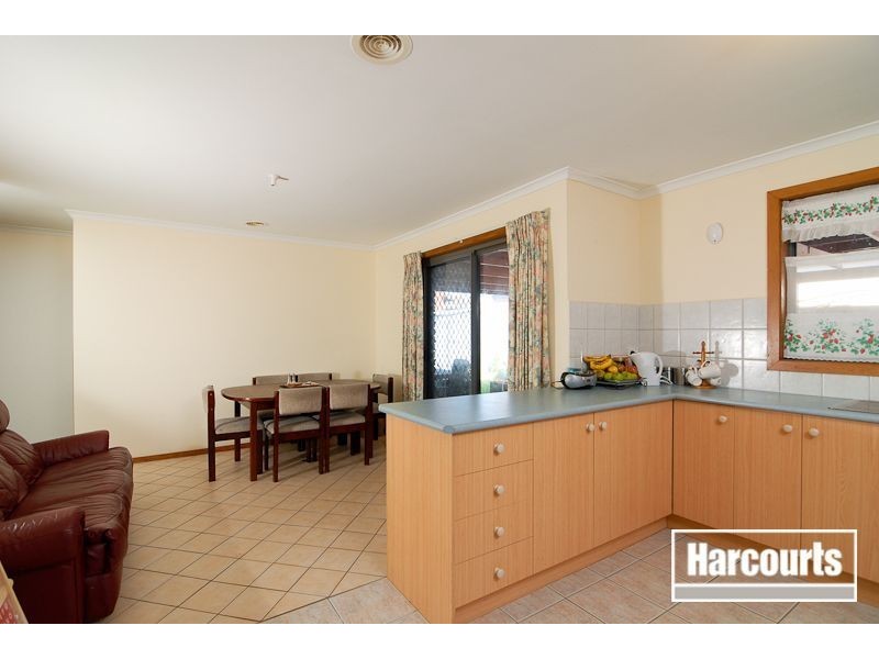14 James McFarlane Wynd, Skye VIC 3977