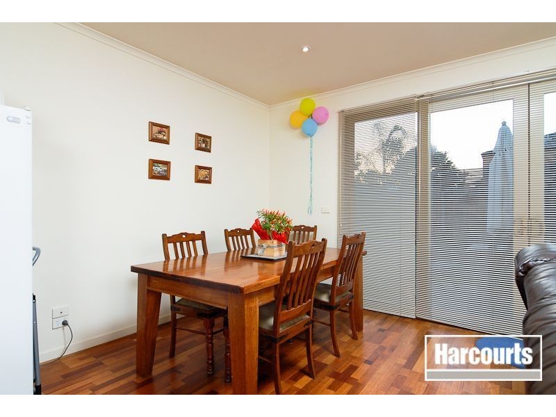 25 Airlie Grove, Seaford VIC 3198