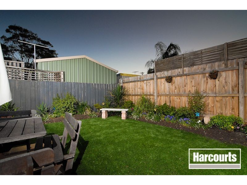 25 Airlie Grove, Seaford VIC 3198
