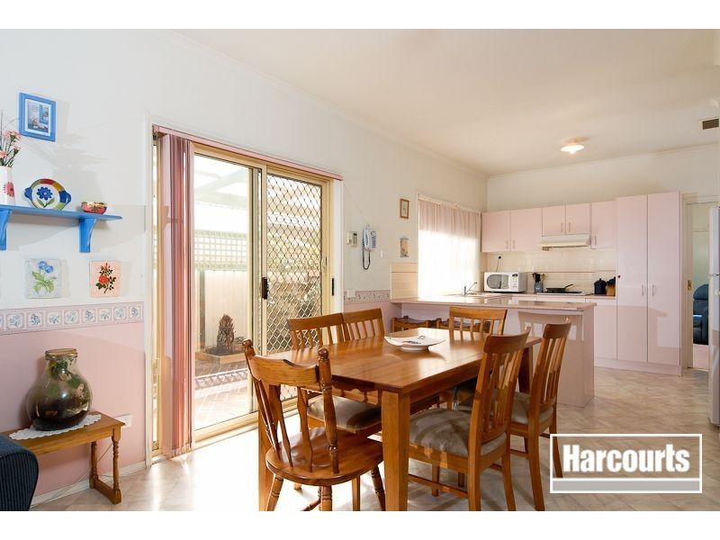 8 Daisy Way, Carrum Downs VIC 3201