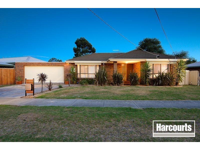 16 Partridge Crescent, Carrum Downs VIC 3201