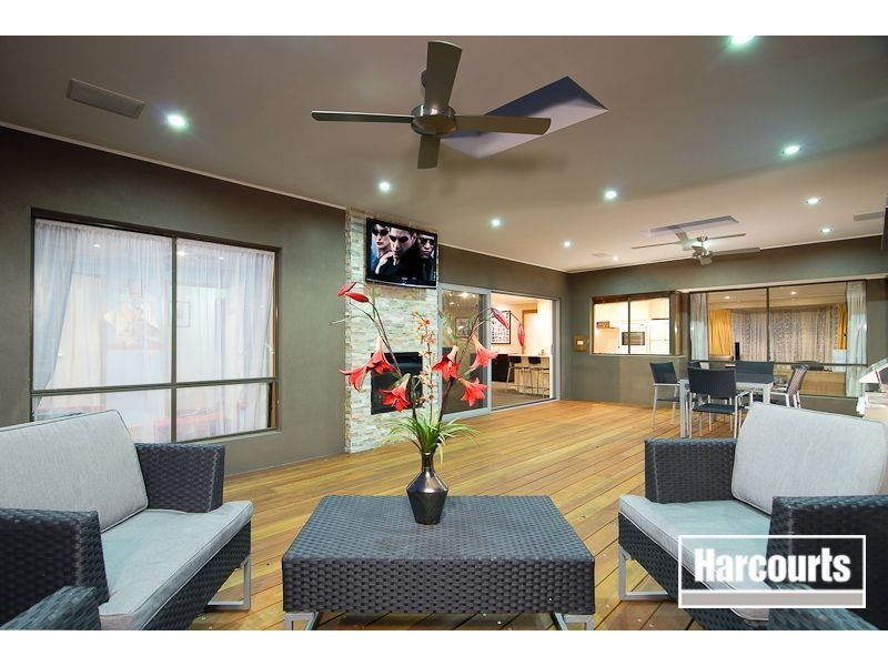 16 Partridge Crescent, Carrum Downs VIC 3201