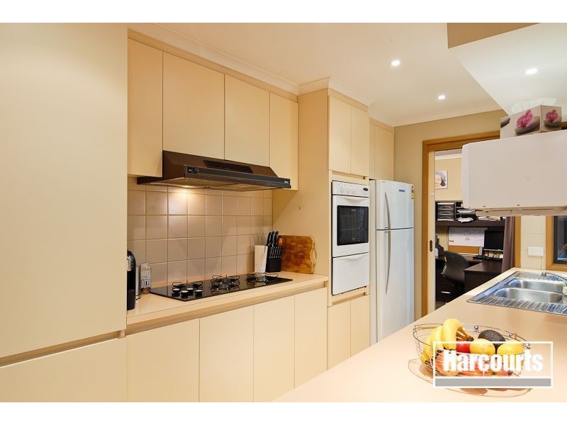 16 Partridge Crescent, Carrum Downs VIC 3201