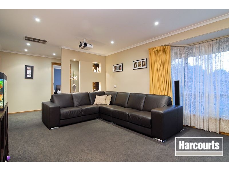 16 Partridge Crescent, Carrum Downs VIC 3201