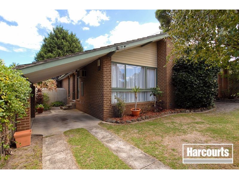 33 Ti-Tree Crescent, Seaford VIC 3198