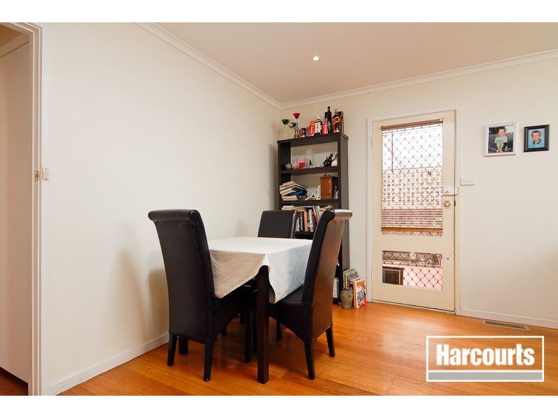 33 Ti-Tree Crescent, Seaford VIC 3198