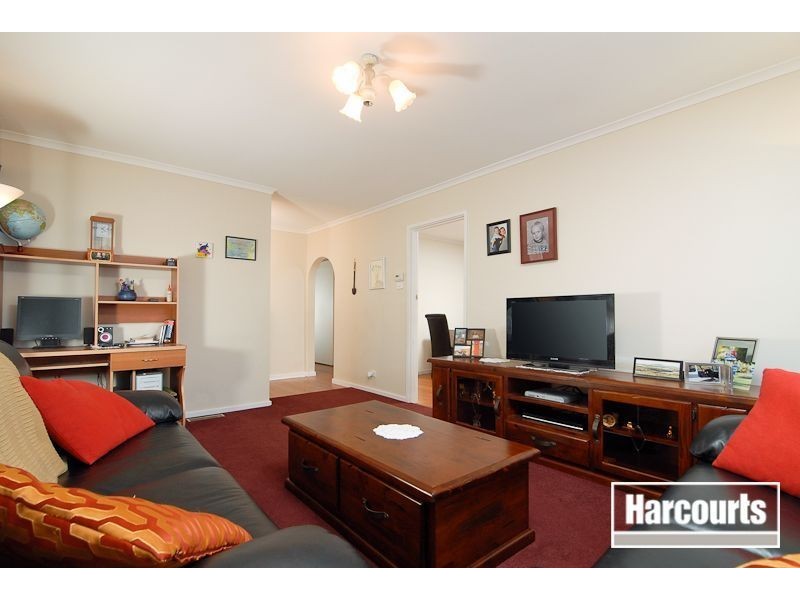 33 Ti-Tree Crescent, Seaford VIC 3198