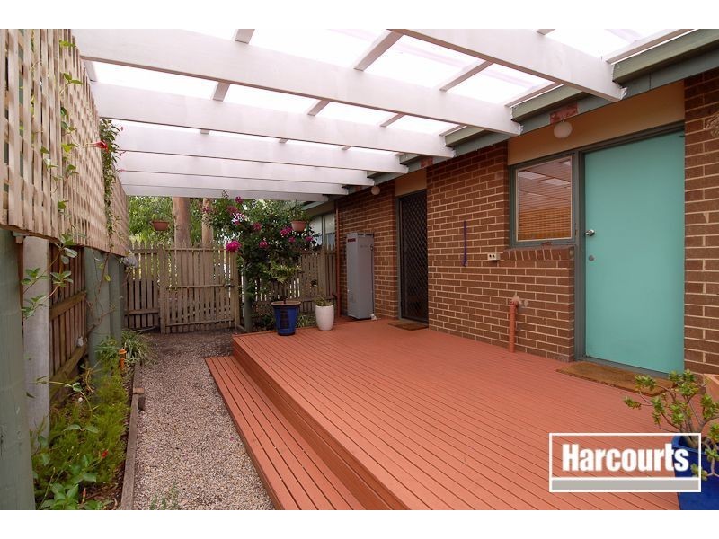 33 Ti-Tree Crescent, Seaford VIC 3198