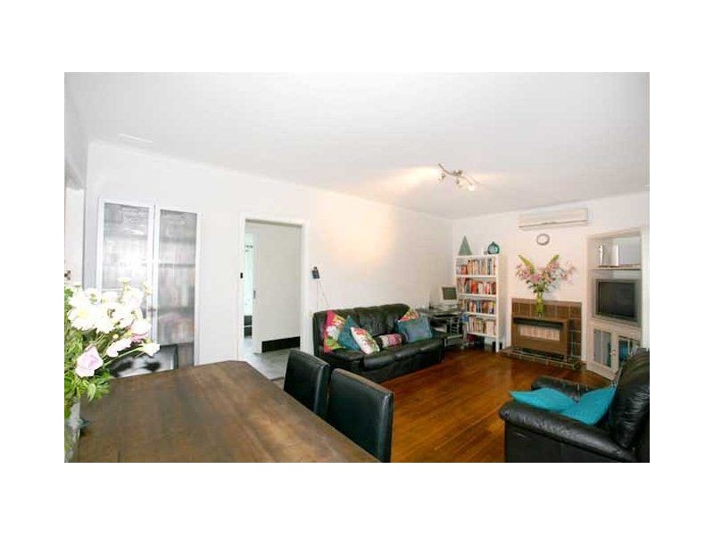 22 Forest Drive, Frankston North VIC 3200
