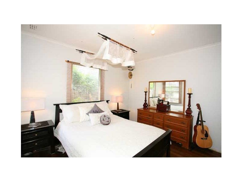 22 Forest Drive, Frankston North VIC 3200