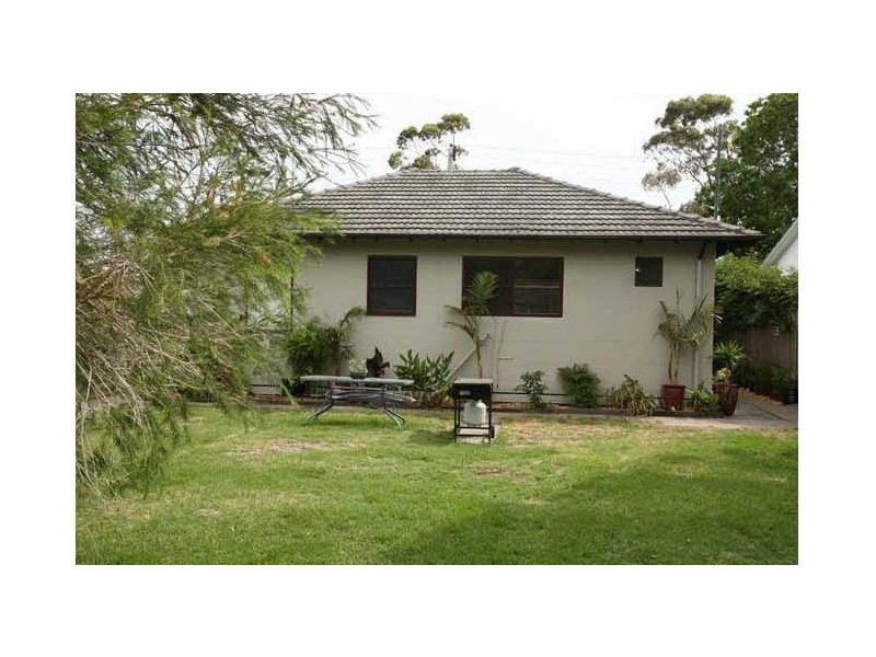 22 Forest Drive, Frankston North VIC 3200