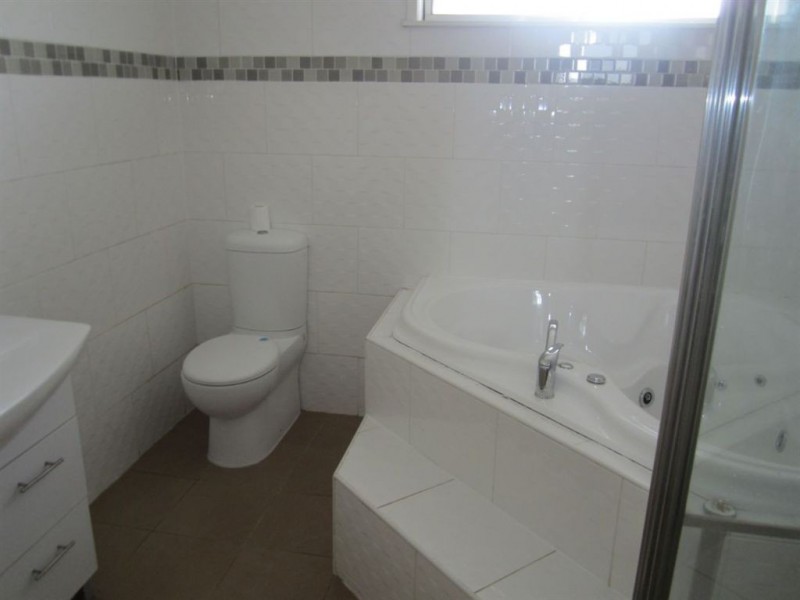 32 Marlock Street, Frankston North VIC 3200