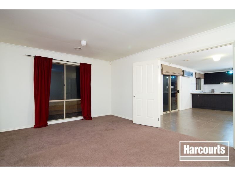 9 Sapphire Mews, Skye VIC 3977