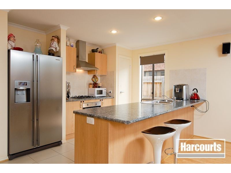 28 Triumph Way, Skye VIC 3977