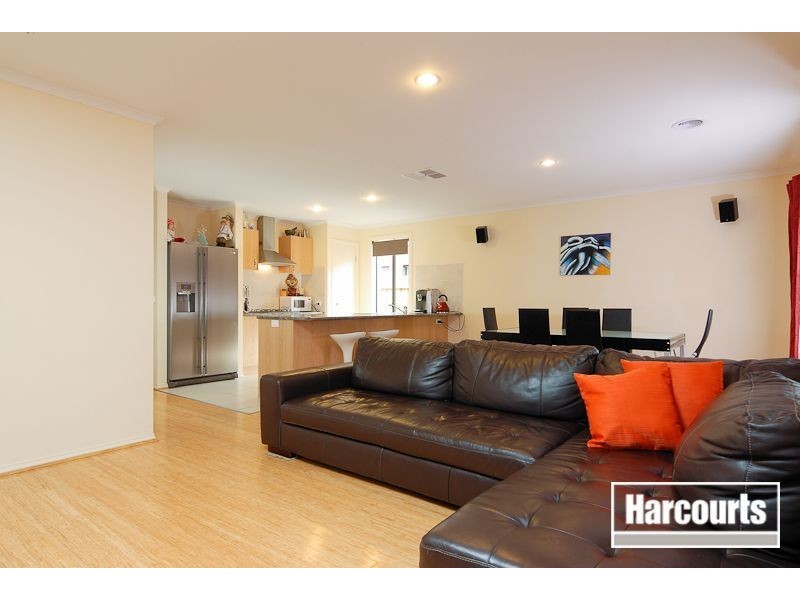 28 Triumph Way, Skye VIC 3977