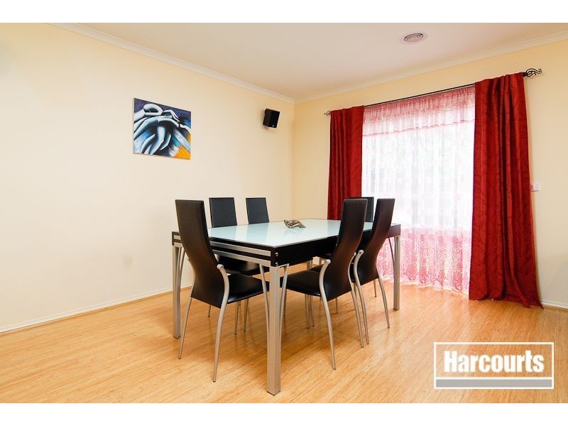 28 Triumph Way, Skye VIC 3977